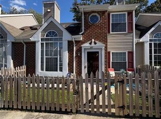 322 Rivers Ridge Cir, Newport News, VA 23608