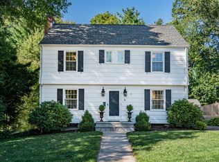 24 Cobbs Rd, West Hartford, CT 06107