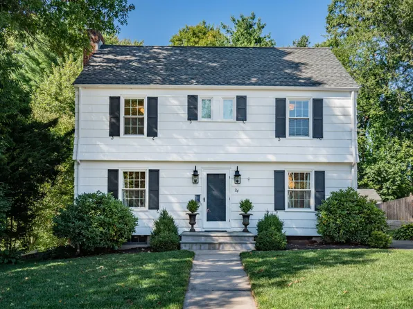 24 Cobbs Road, West Hartford, CT 06107