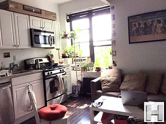 Rented by Living New York