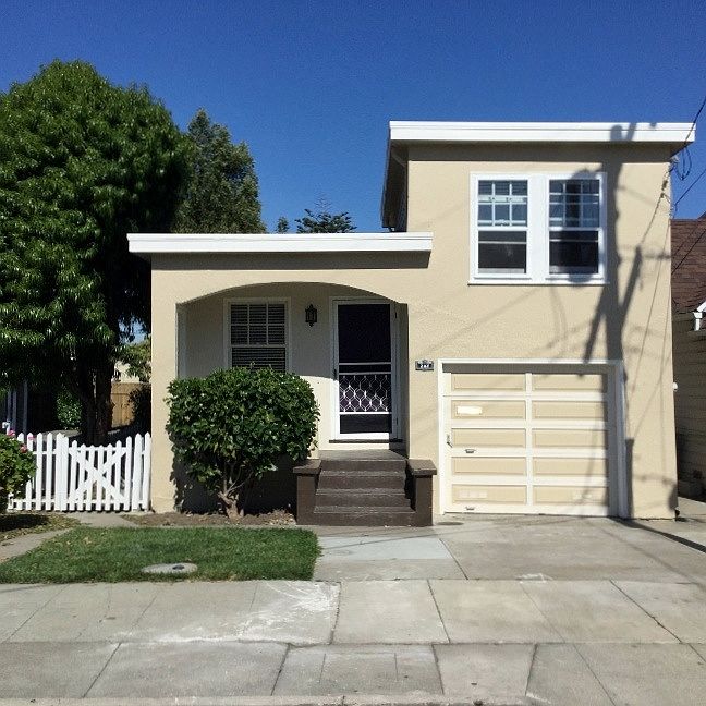 1st image of 282 Carlton Ave