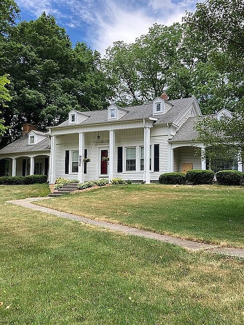 1st image of 9624 N 32nd St
