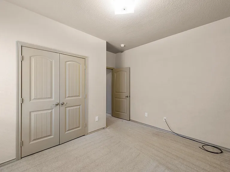 2361 Half Moon Bay Ln — Photo 9