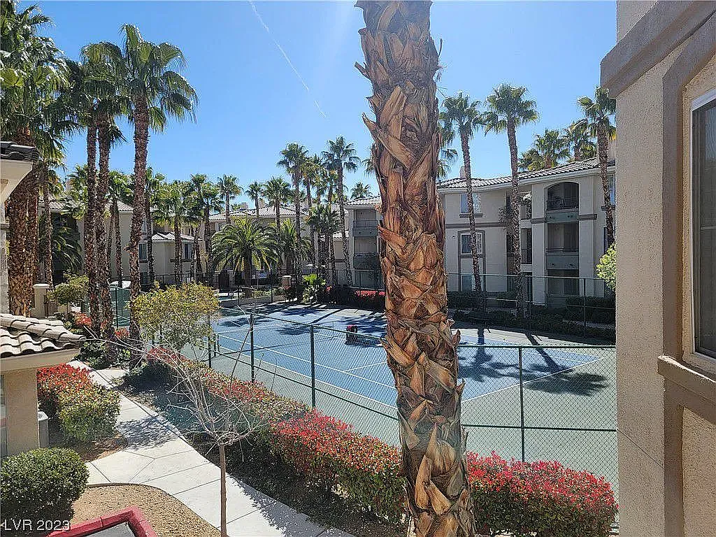 1 bed, 743 sqft, $1,325 — Photo 2