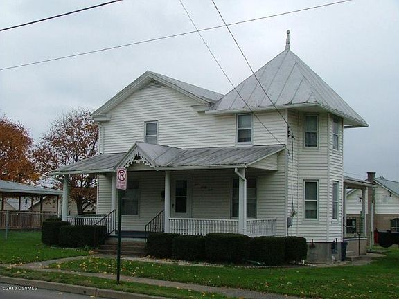 2nd image of 333 Main St