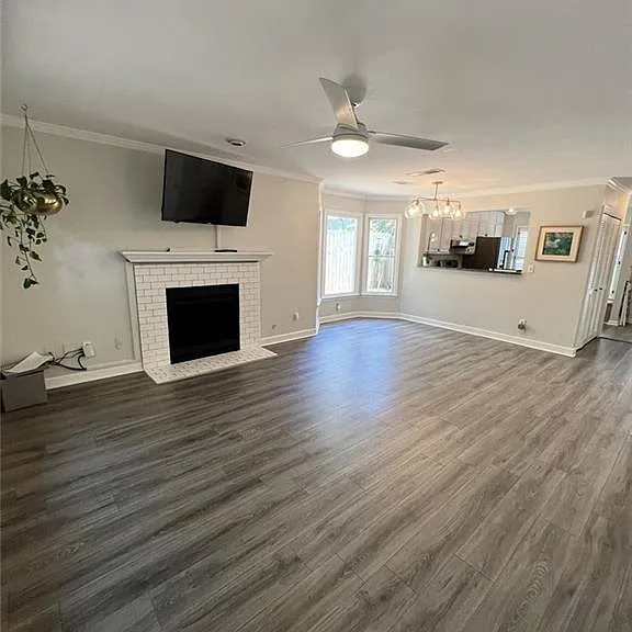 1102 Defoors Lndg NW — Photo 5