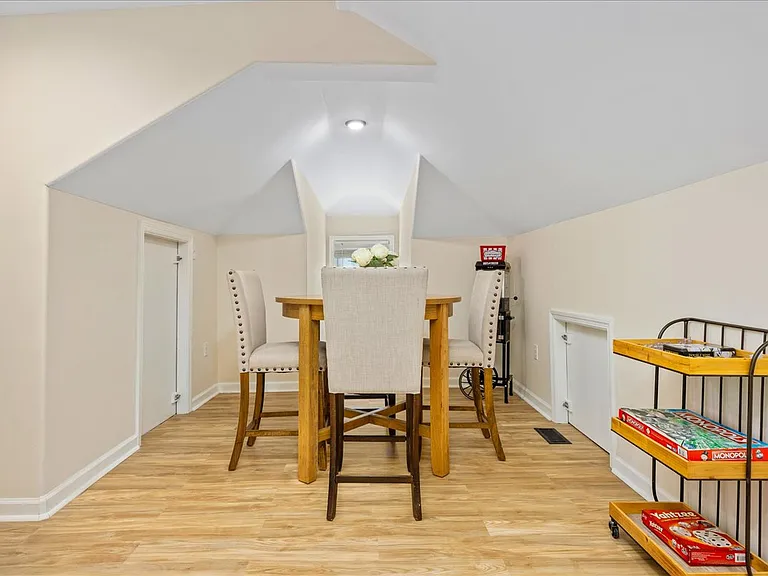5123 Ventnor Ave #B — Photo 32