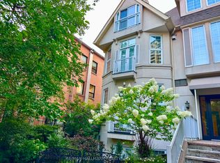539 Jarvis St #GT9, Toronto, ON M4Y2H7