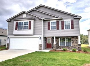 443 Burdock Ln, Arden, NC 28704