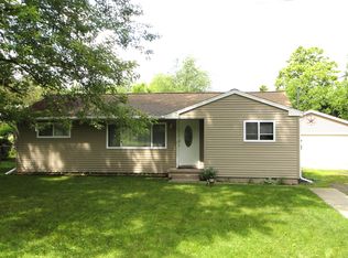 14442 Eddy Lake Rd, Fenton, MI 48430