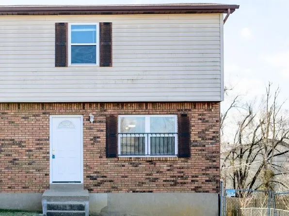 2918 Centennial Ave, Radcliff, KY 40160