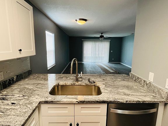 4th image of 1605 Cobbler Dr