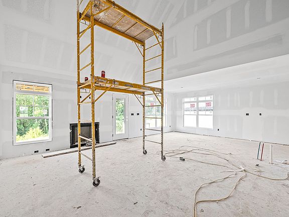 4th image of 913 Bankside Dr Lot 136