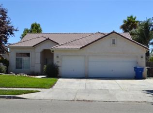 725 Avalon Dr, Lemoore, CA 93245