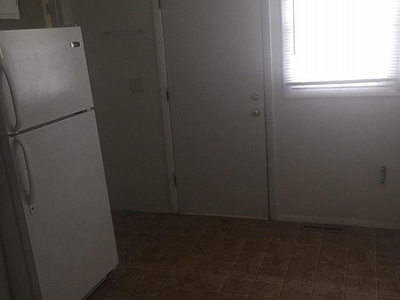 4th image of 792 Heritage Dr