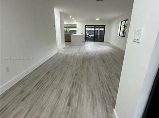 15471 Turnbull Dr #15471, Hialeah, FL 33014