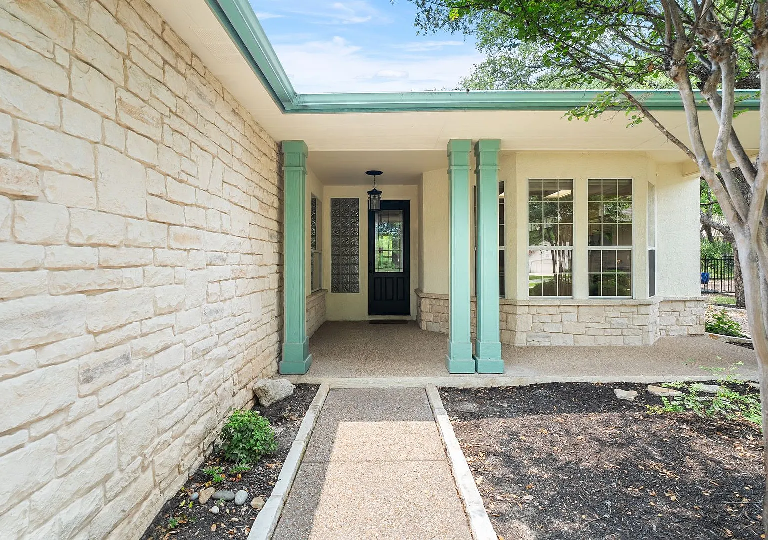 104 Bronco Circle-Unfurnished Sun City Rental Home Available Now! — Photo 4