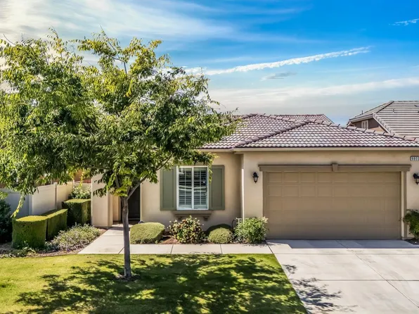 9803 Petersburg Pl, Bakersfield, CA 93306