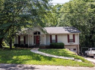 1622 English Knl, Birmingham, AL 35235