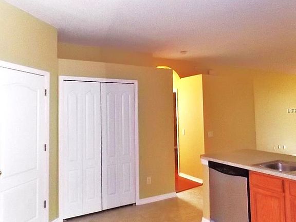 5th image of 1220 Loretto Cir