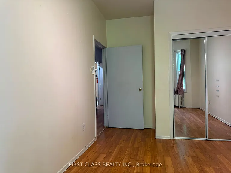 366 Lippincott St #2B — Photo 2