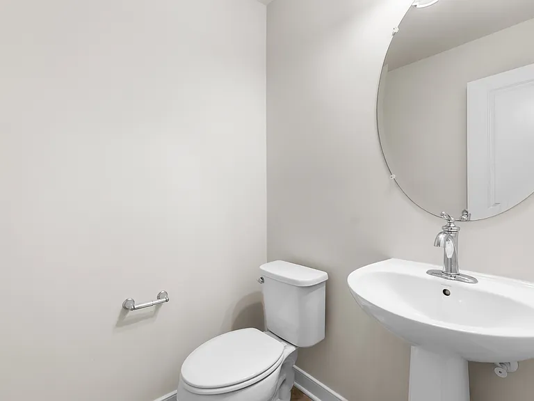 9780 Fields Rd — Photo 34