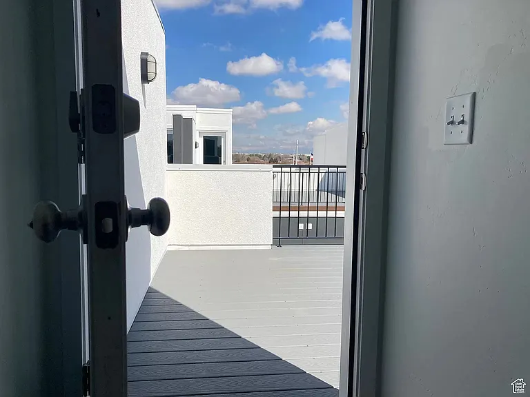 Private Roof Top to enjoy