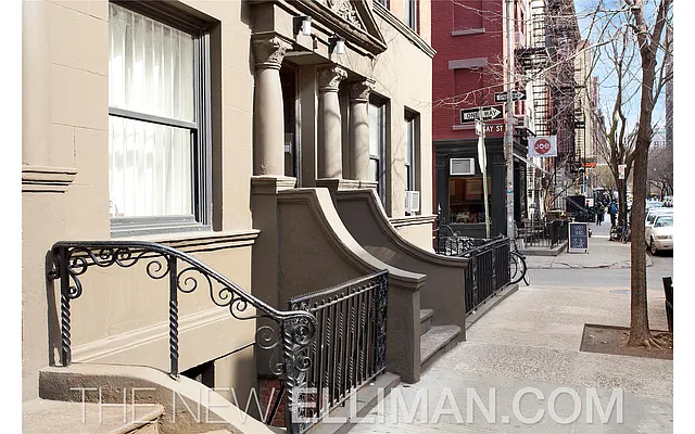 Rented by Douglas Elliman | media 41