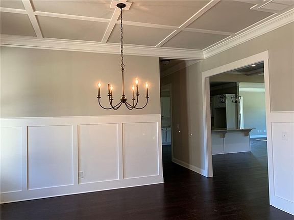 5th image of 2101 Rosebury Park Dr