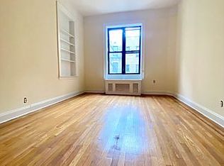25 Eastern Pkwy #5C, Brooklyn, NY 11238
