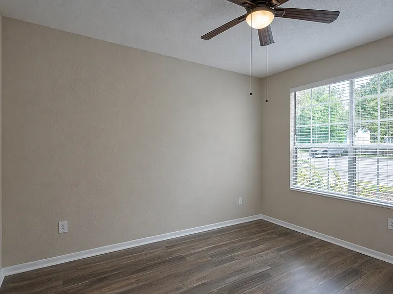 13700 Richmond Park Dr N #1501 — Photo 18