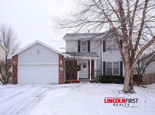 5521 NW 3rd St, Lincoln, NE 68521