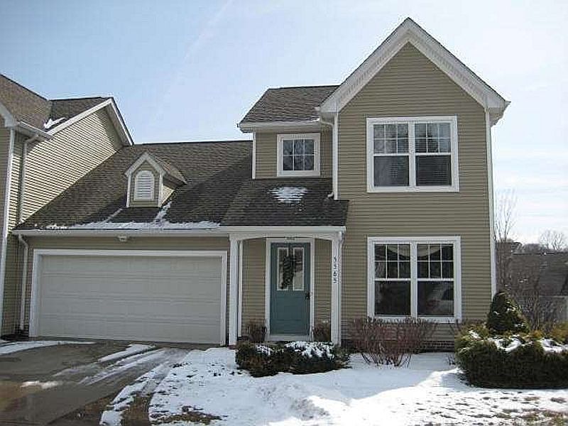 1st image of 5565 Saint Thomas Ln Unit 32