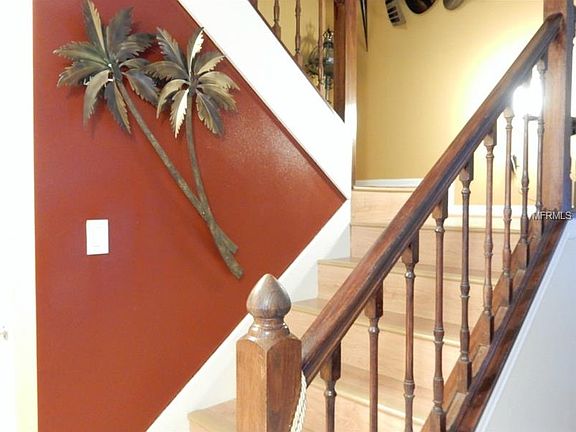 3rd image of 673 Remington Oak Dr