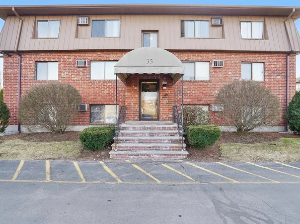 35 Log St APT 3D, Manchester, NH 03102