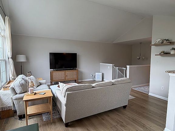 4th image of 4099 Kirkway Ct