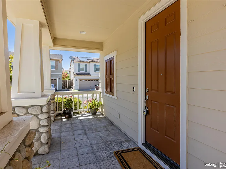 2721 Moet Ln — Photo 4