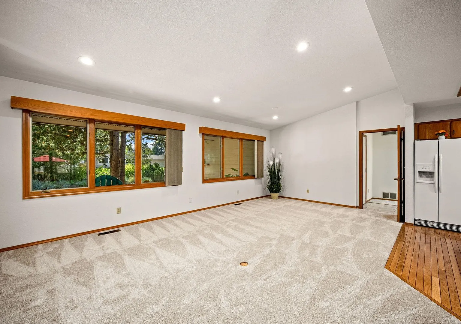 Spacious 4-Bedroom Home with Fenced Yard & Boat Parking in Hayden — Photo 2