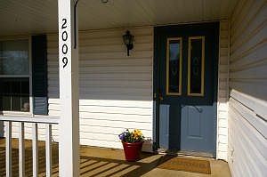 3rd image of 2009 Pettis Dr
