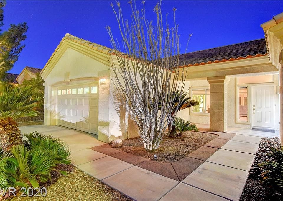 1st image of 2825 Vista Butte Dr