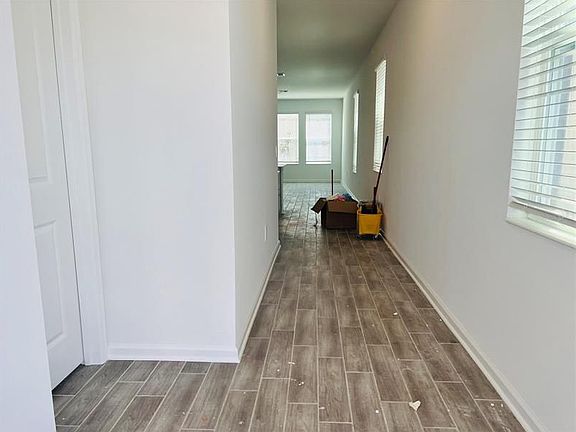 2nd image of 11422 Great Rock St