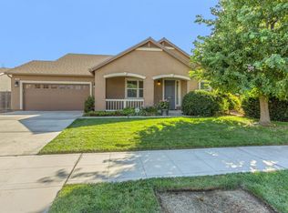 645 E Sierra Ave, Reedley, CA 93654