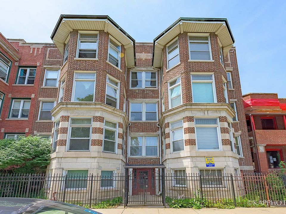 1st image of 4532 S King Dr APT 2S