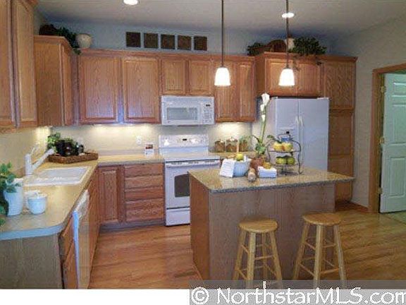 3rd image of 12360 Zumbrota Dr. #B