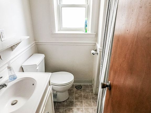 4th image of 435 N Grant St #3704