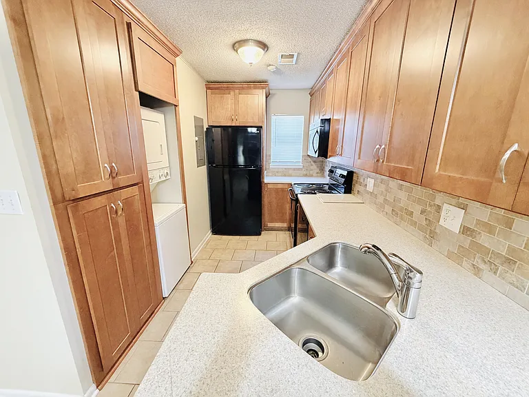 405 Harbison Blvd #1 — Photo 3