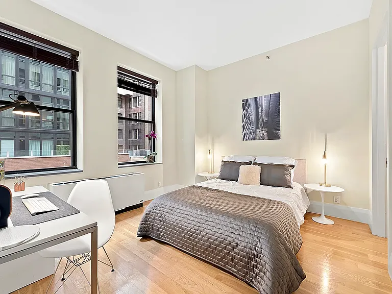 71 Nassau St #10B — Photo 3