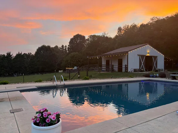 9003 Dovetail Ln, Ooltewah, TN 37363