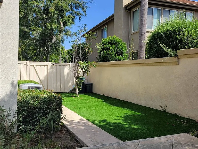 10 Del Ventura — Photo 16
