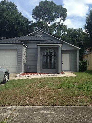 1st image of 1215 Pin Oak Dr